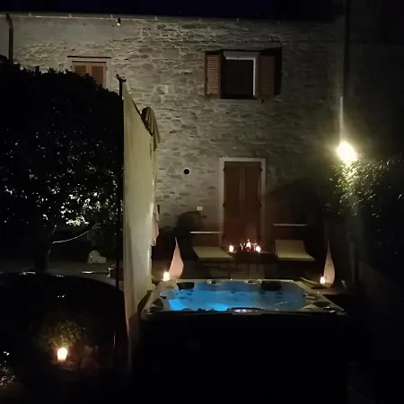 Il Borgo Delle Rondini * كورتونا