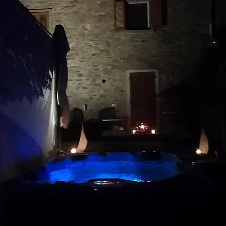 Il Borgo Delle Rondini * كورتونا